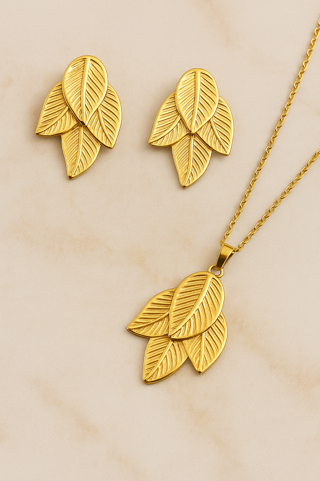 Leaf Pattern Necklace
