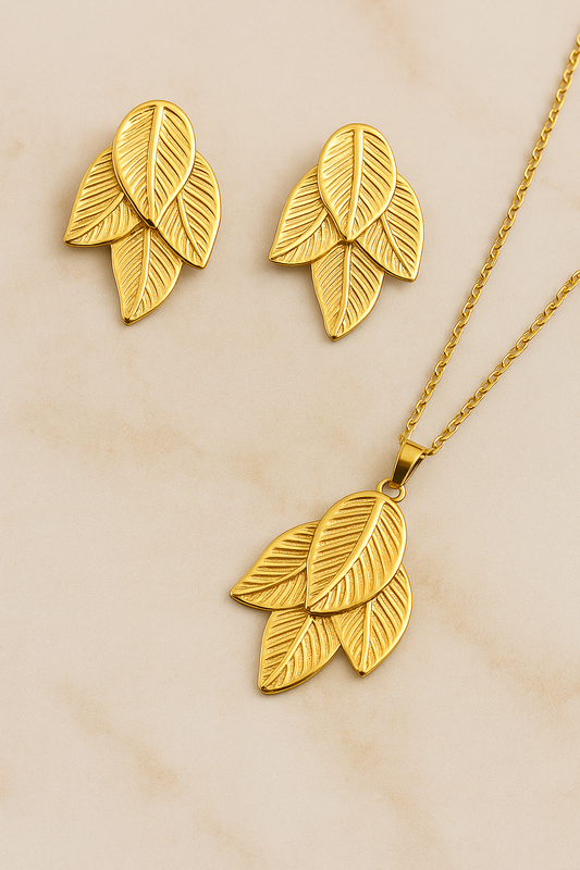 Leaf Pattern Necklace